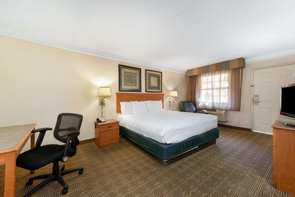 La Quinta Inn by Wyndham Bossier City image 19