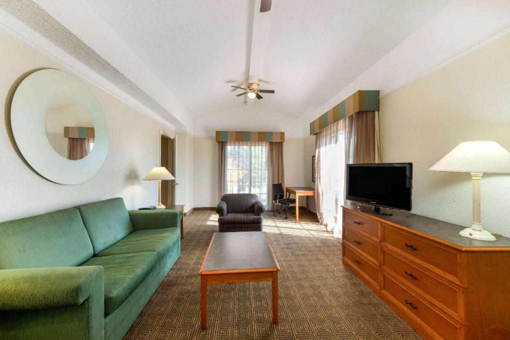 La Quinta Inn by Wyndham Bossier City image 22