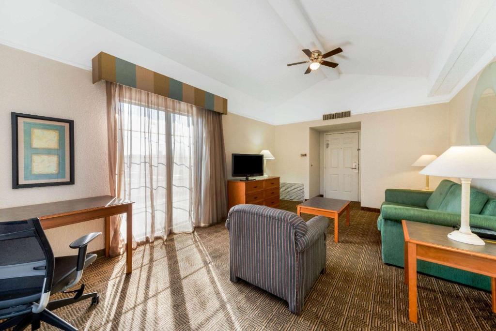 La Quinta Inn by Wyndham Bossier City image 24